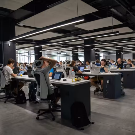 AI-gebruik onder zzp’ers stijgt razendsnel en verlaagt werkstress