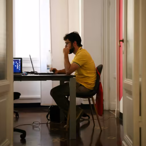 De onmisbare AI‑assistent: hoe je als ondernemer tijd wint zonder hoge kosten