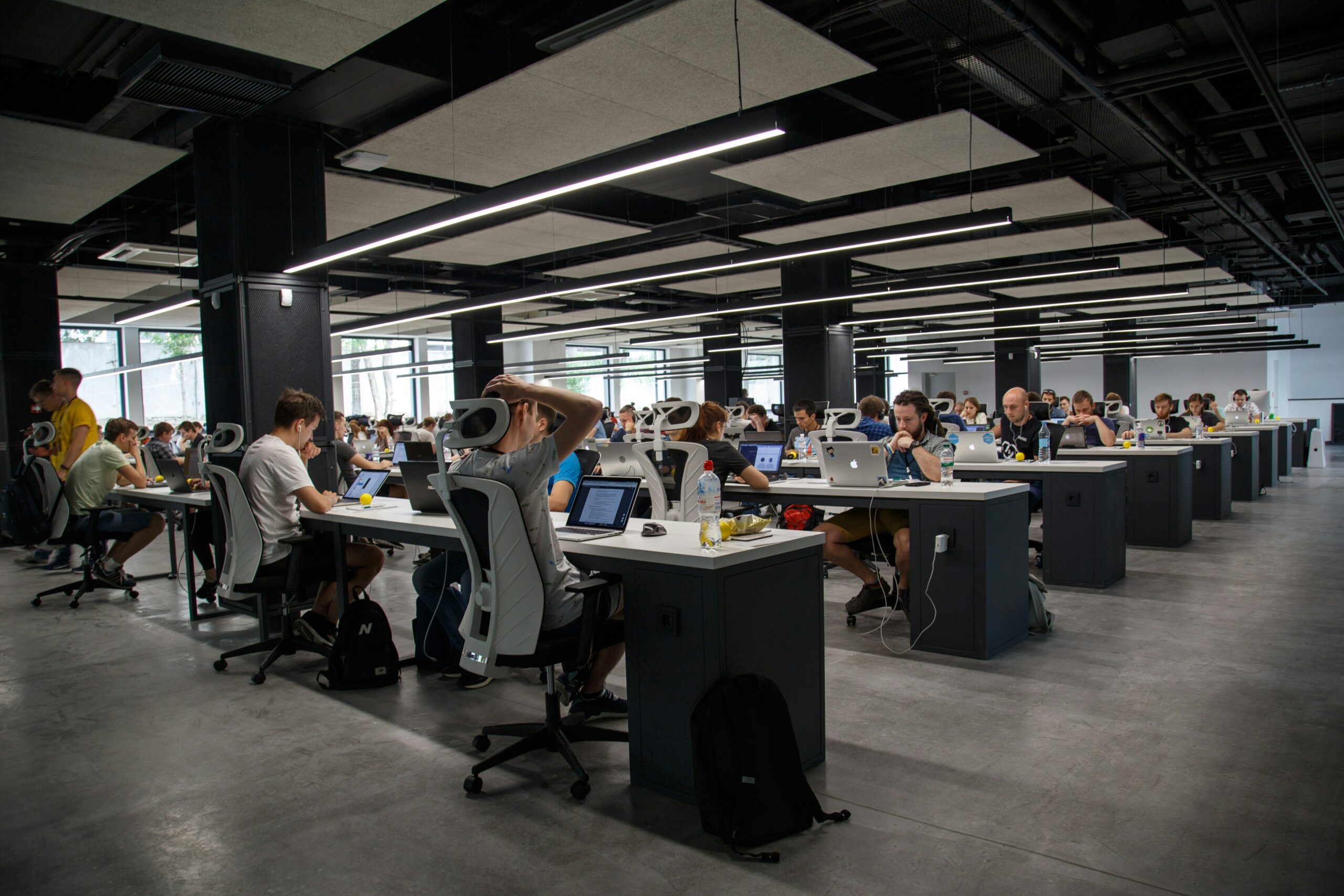 AI-gebruik onder zzp’ers stijgt razendsnel en verlaagt werkstress